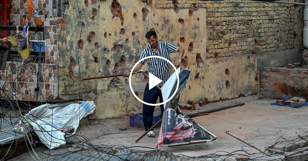 13vid-kashmir-cover-ltzm-facebookJumbo.jpg